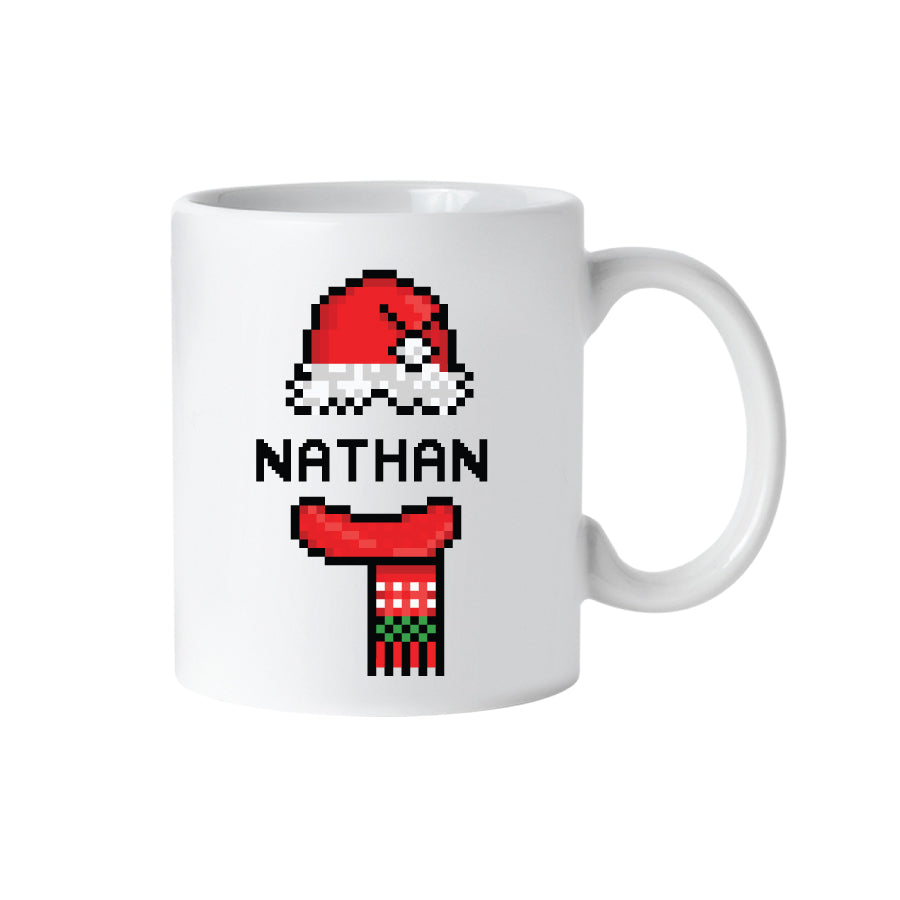Weihnachtstasse Pixel Santamütze mit Name