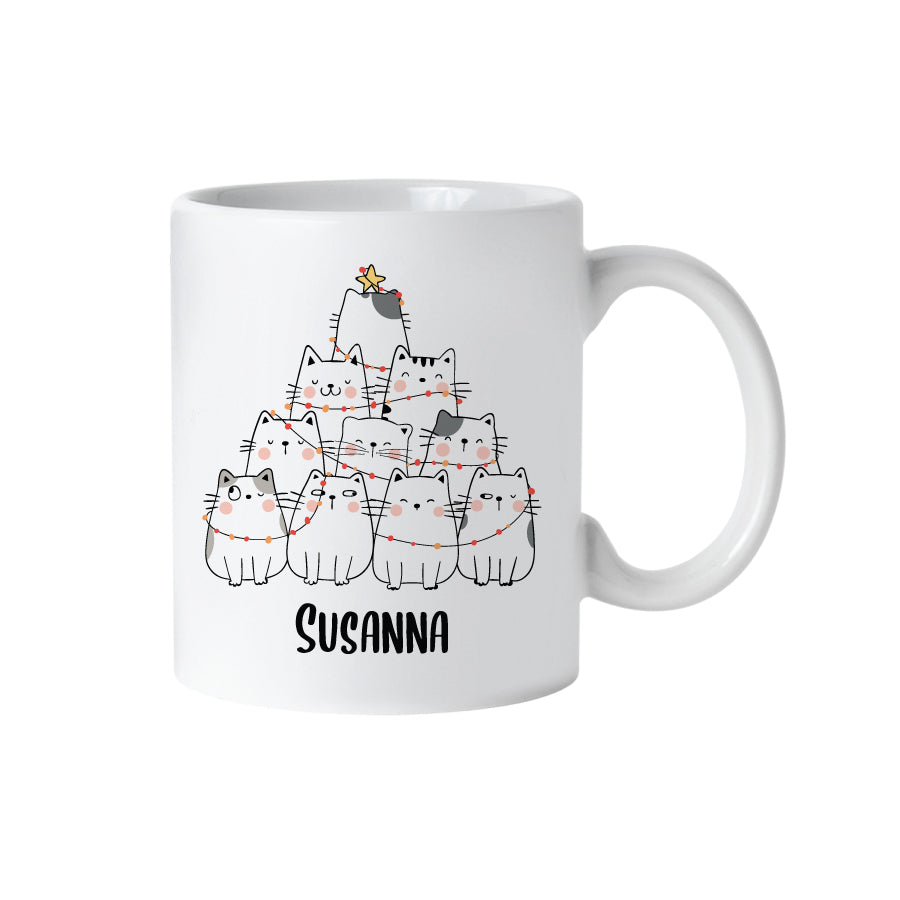 Kaffeetasse mit niedlichem Katzenmotiv personalisiert mit deinem Namen. Individuelles Weihnachtsgeschenk für Katzenliebhaber und Kaffeetrinker.